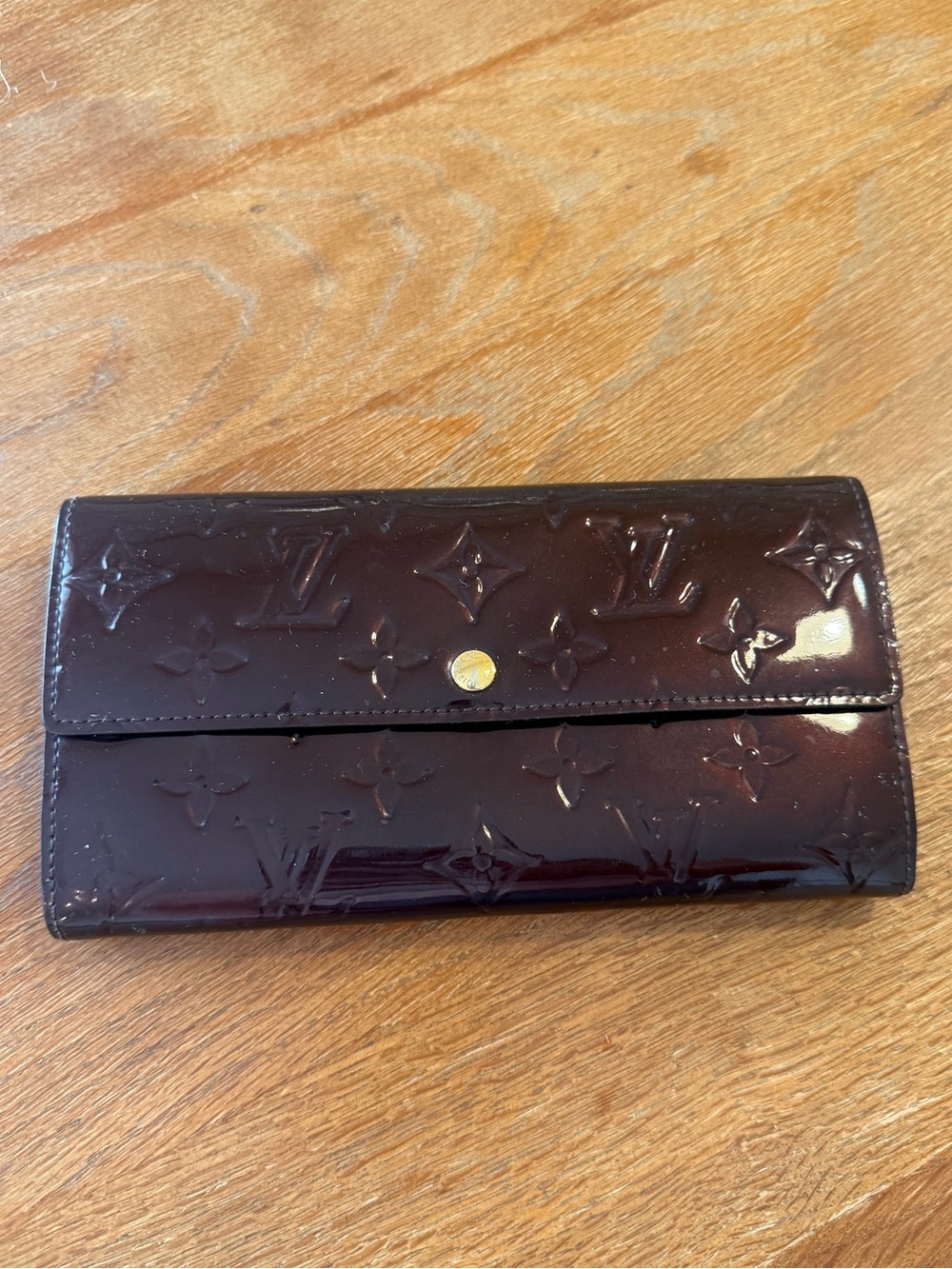Louis Vuitton Monogram Vernis Sarah Wallet